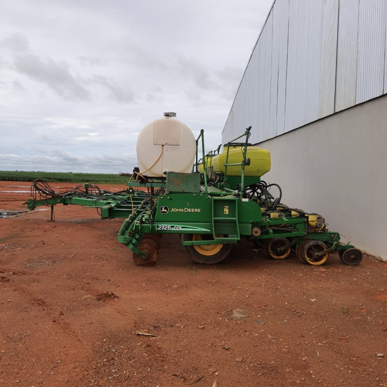 john deere plantadeira 2126 - diesel semiautomatico 2011