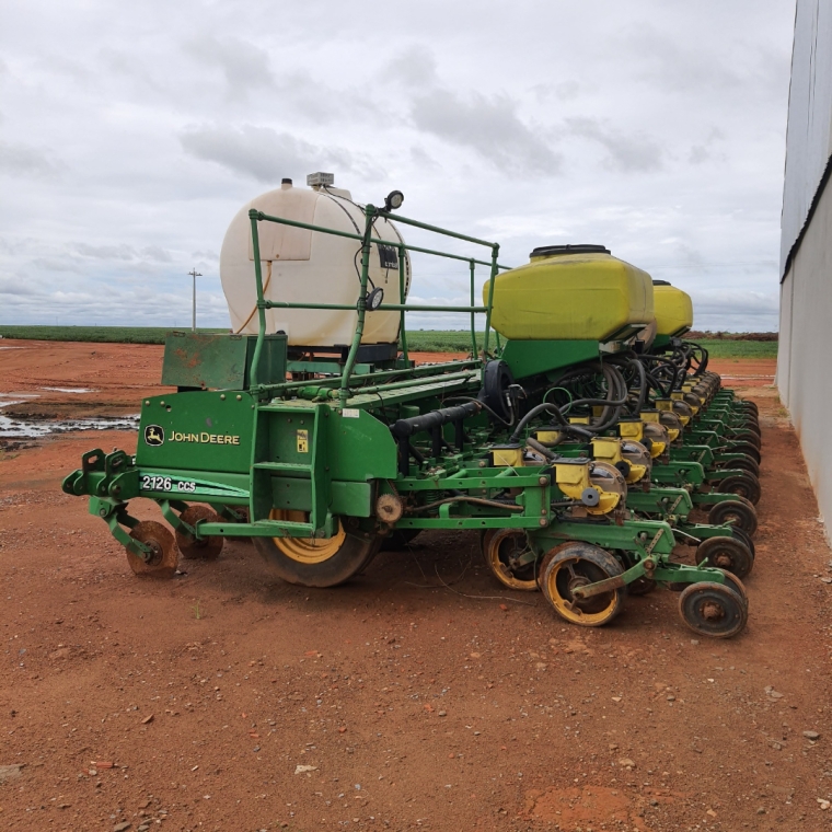 john deere plantadeira 2126 - diesel semiautomatico 2011 john deere plantadeira 2126 - diesel semiautomatico 2011