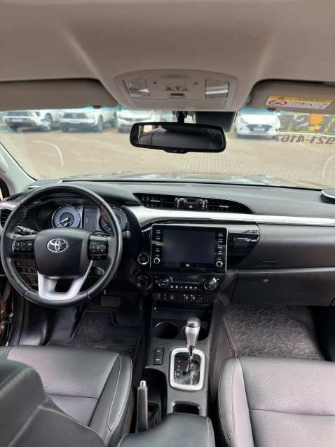 toyota hilux 2.8 d-4d turbo diesel cd srx 4x4 automatico 2.0 4p 20223