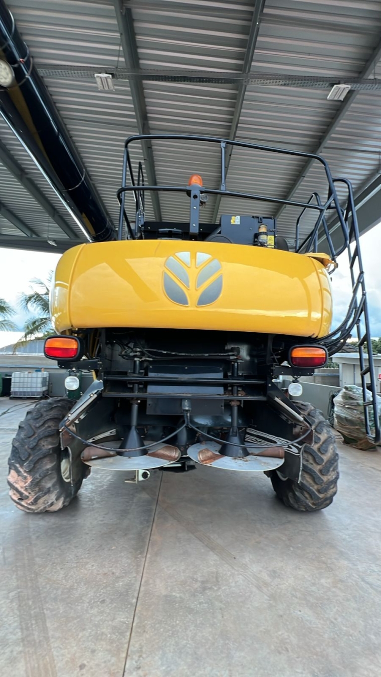 new holland colheitadeira cr 6.80 - diesel 1p automatico 2018