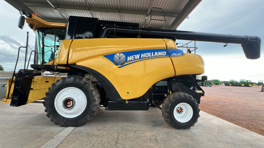 new holland colheitadeira cr 6.80 - diesel 1p automatico 2018