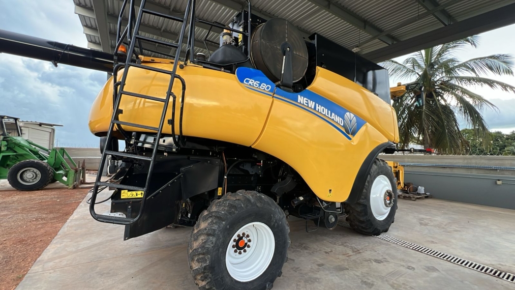 new holland colheitadeira cr 6.80 - diesel 1p automatico 2018