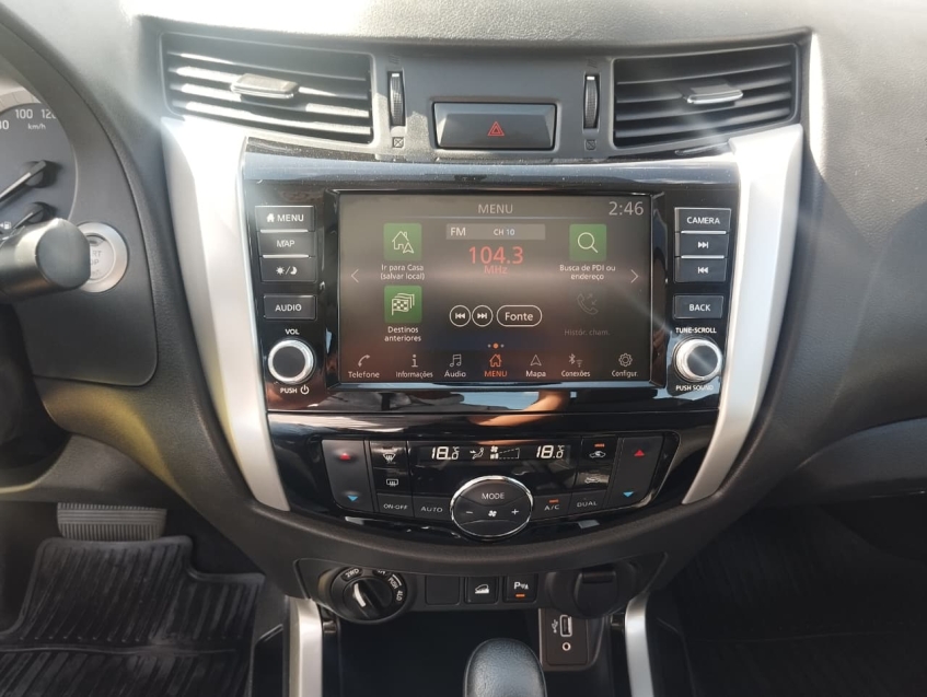 Nissan FRONTIER 2.3 16V TURBO DIESEL LE CD 4X4 AUTOMÁTICO