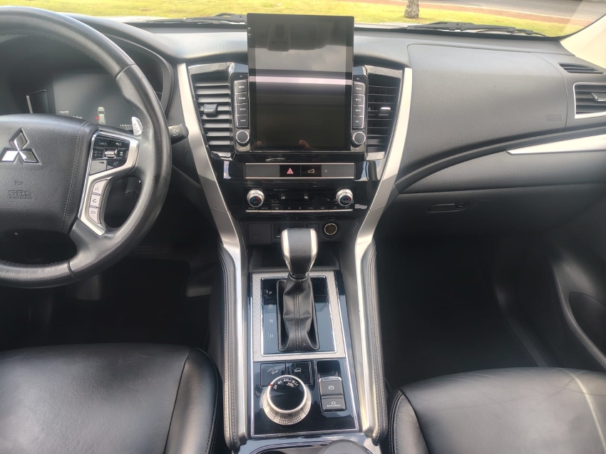 Mitsubishi PAJERO SPORT 2.4 16V MIVEC TURBO DIESEL HPE-S AWD AUTOMÁTICO