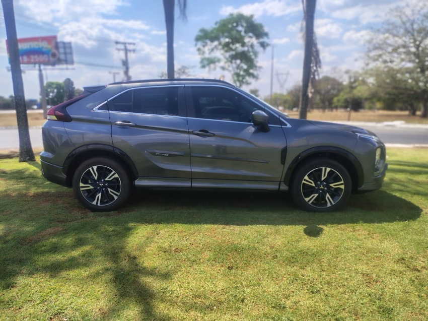 Mitsubishi ECLIPSE CROSS 1.5 MIVEC TURBO GASOLINA HPE-S S-AWC CVT