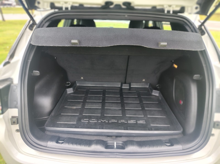 JEEP COMPASS 1.3 T270 TURBO FLEX LONGITUDE AT6