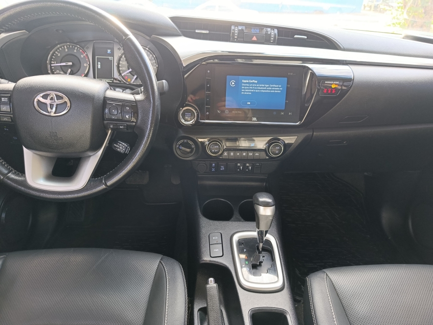 toyota hilux 2.8 d-4d turbo diesel cd srx 4x4 automatico 4p 2024