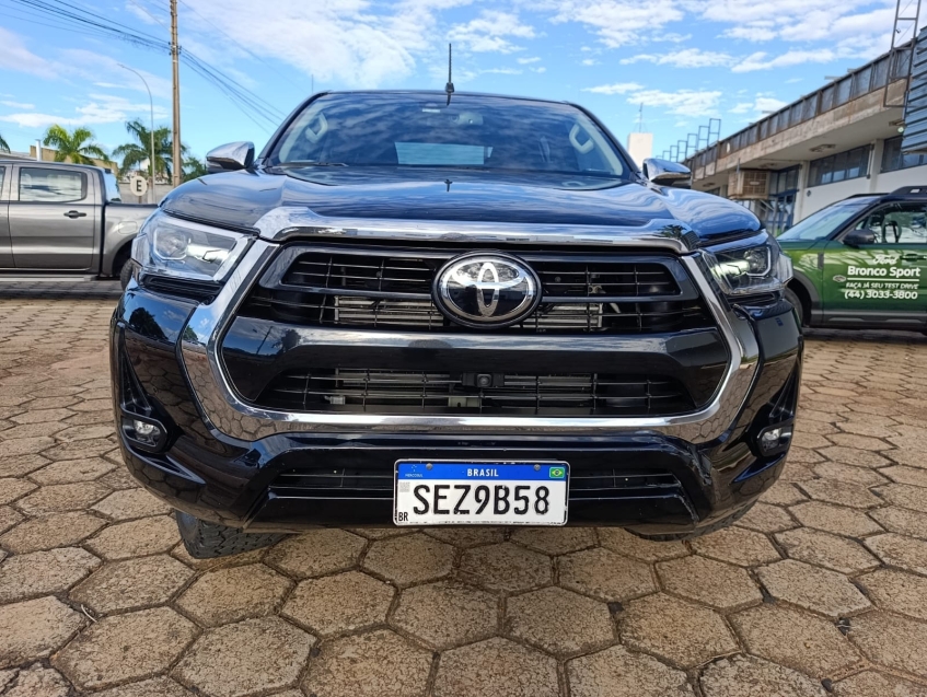 toyota hilux 2.8 d-4d turbo diesel cd srx 4x4 automatico 4p 2024