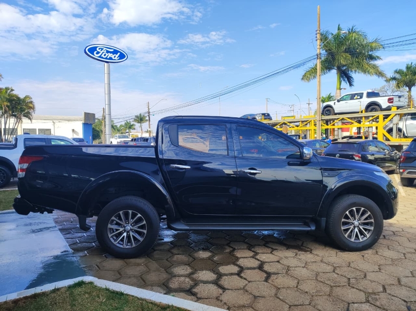 mitsubishi l200 diesel 2020