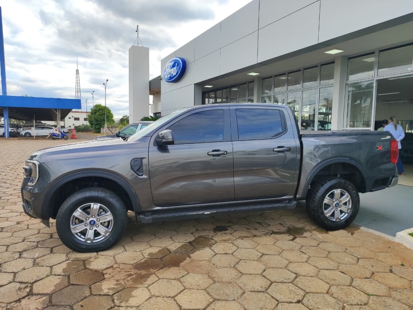 ford ranger 2.0 turbo diesel cd xls 4x4 automatico 4p 2024
