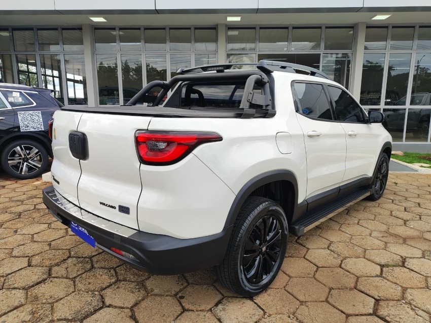fiat toro 1.3 turbo 270 flex volcano at6 4p automatico 2022