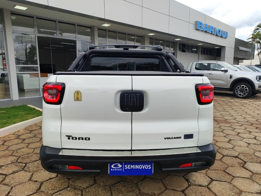 fiat toro 1.3 turbo 270 flex volcano at6 4p automatico 2022