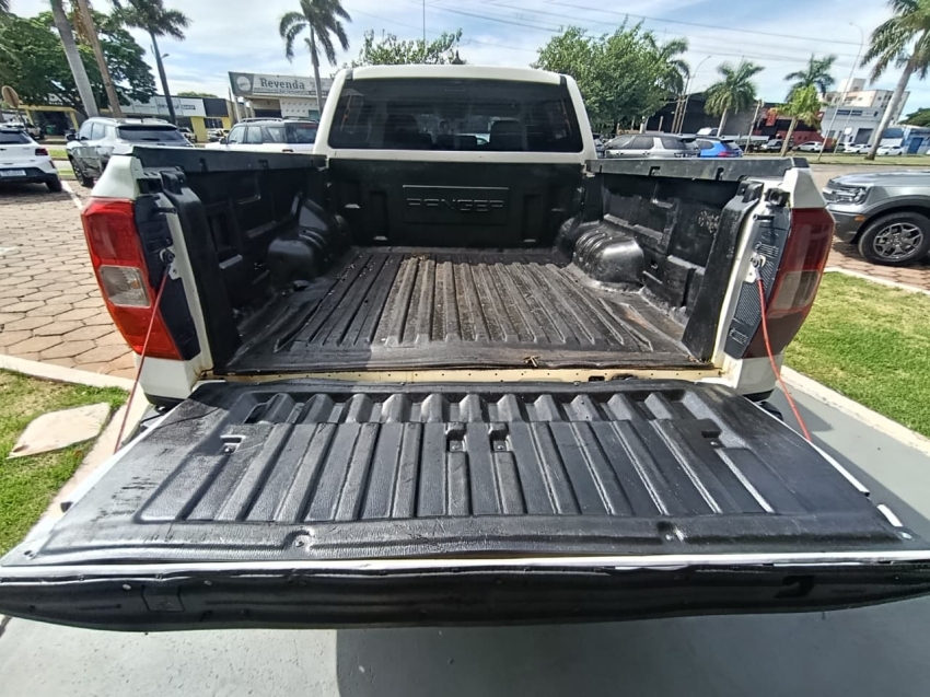 ford ranger 2.0 turbo diesel cd xls 4x4 automatico 4p 202414