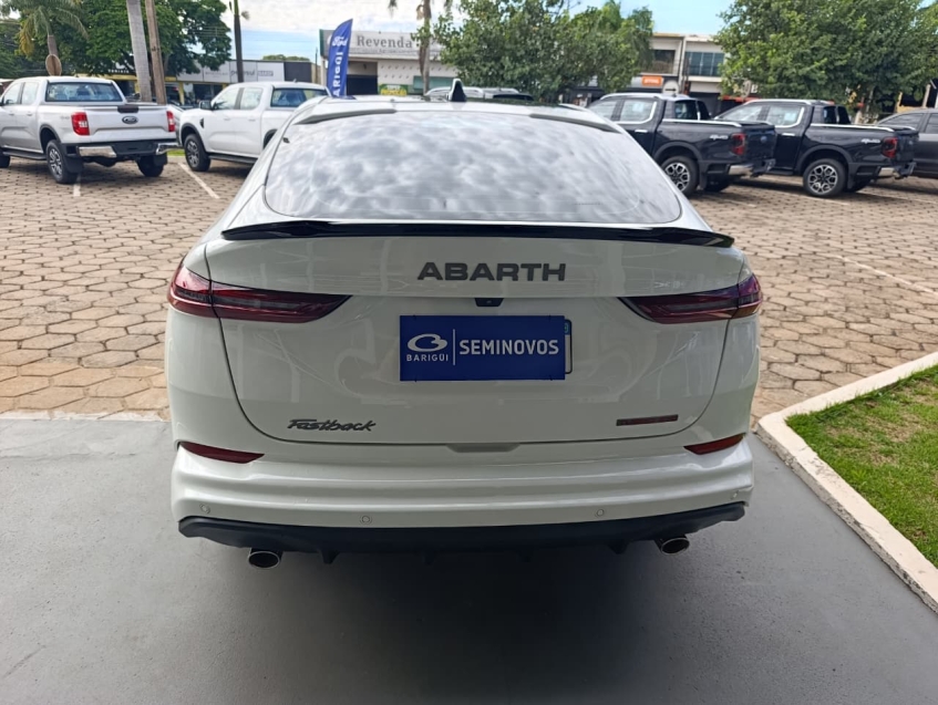 fiat fastback 1.3 turbo 270 flex abarth at6 4p automatico 20245