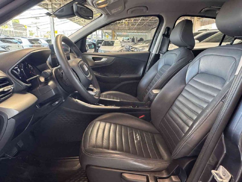 fiat fastback  audace 200 1.0 tb flex automatico 2023/236