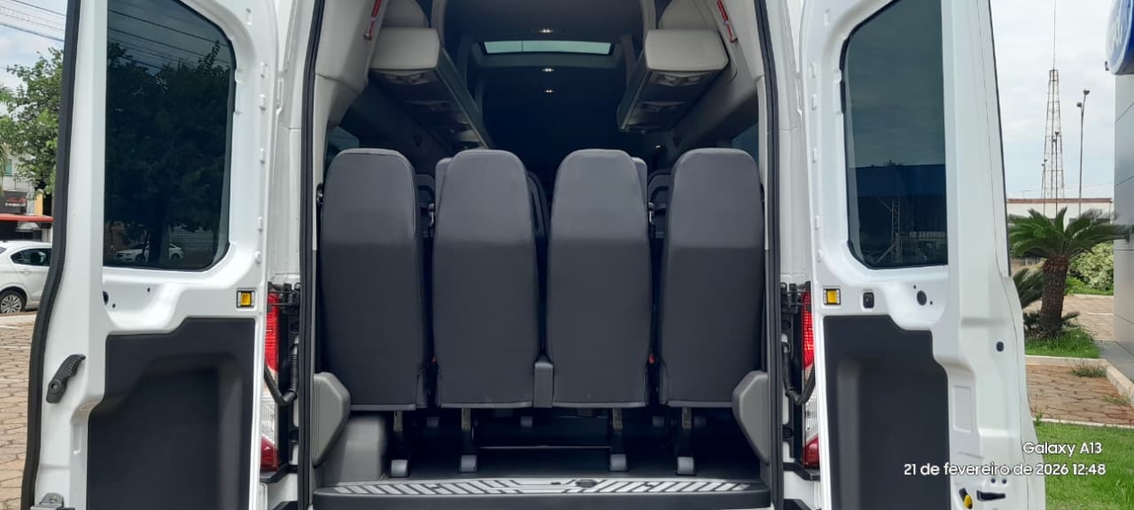 ford transit 2.0 ecoblue diesel minibus 17+1 l4h3 automatico 3p 202613