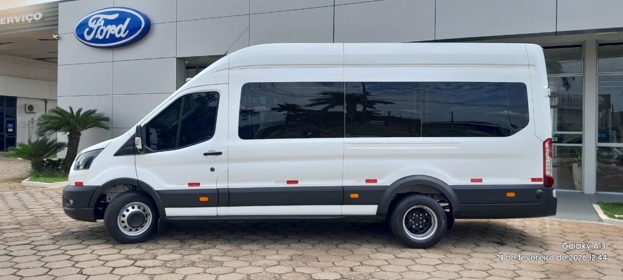 ford transit 2.0 ecoblue diesel minibus 17+1 l4h3 automatico 3p 20263