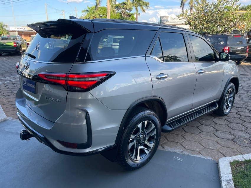 toyota hilux sw4 2.8 d-4d turbo diesel diamond 7l 4x4 automatico 4p 20225