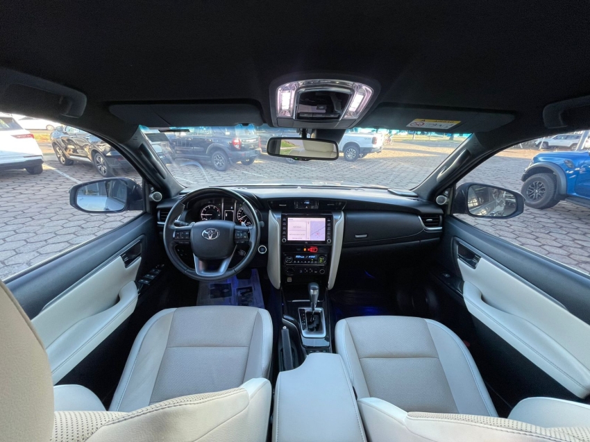 toyota hilux sw4 2.8 d-4d turbo diesel diamond 7l 4x4 automatico 4p 20229