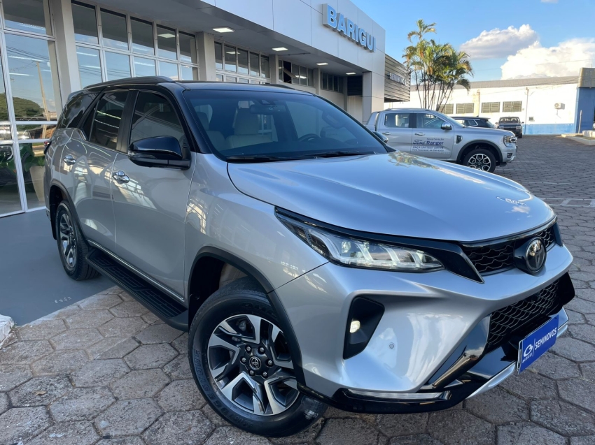 toyota hilux sw4 2.8 d-4d turbo diesel diamond 7l 4x4 automatico 4p 2022