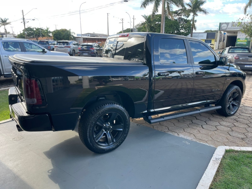 ram 1500 5.7 v8 gasolina rebel cd 4x4 automatico 2.9 4p 20225