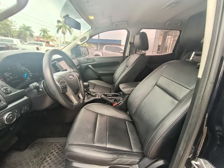 ford ranger 2.2 black 4x2 cd 16v diesel 4p automatico 202311