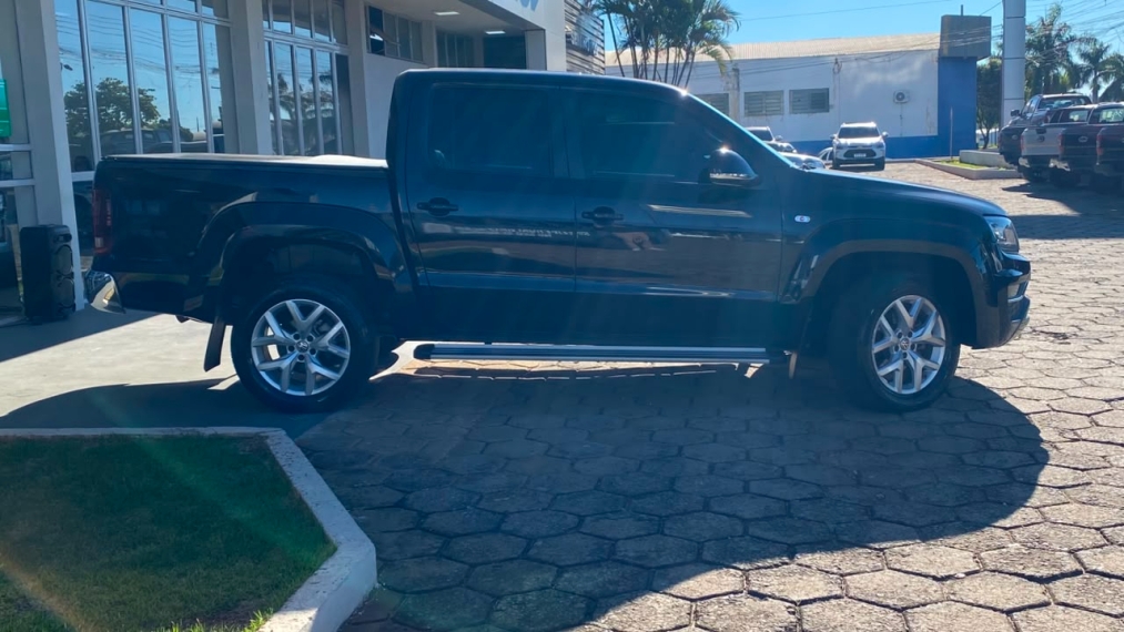 volkswagen amarok 3.0 v6 tdi diesel highline cd 4motion automatico 2.9 4p 20215