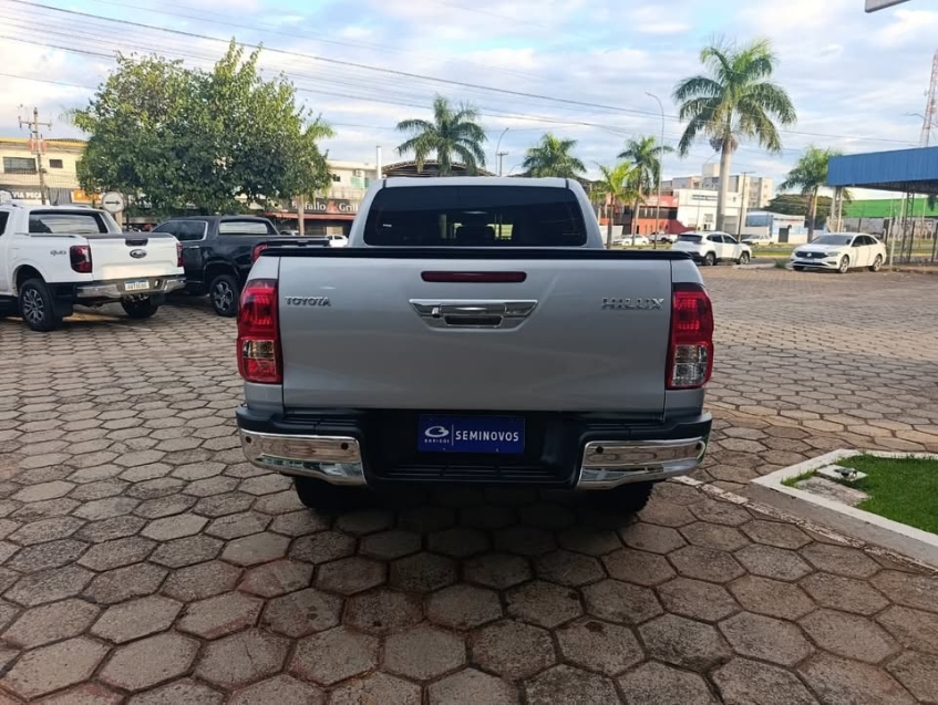 toyota hilux 2.8 diesel automatico 20255