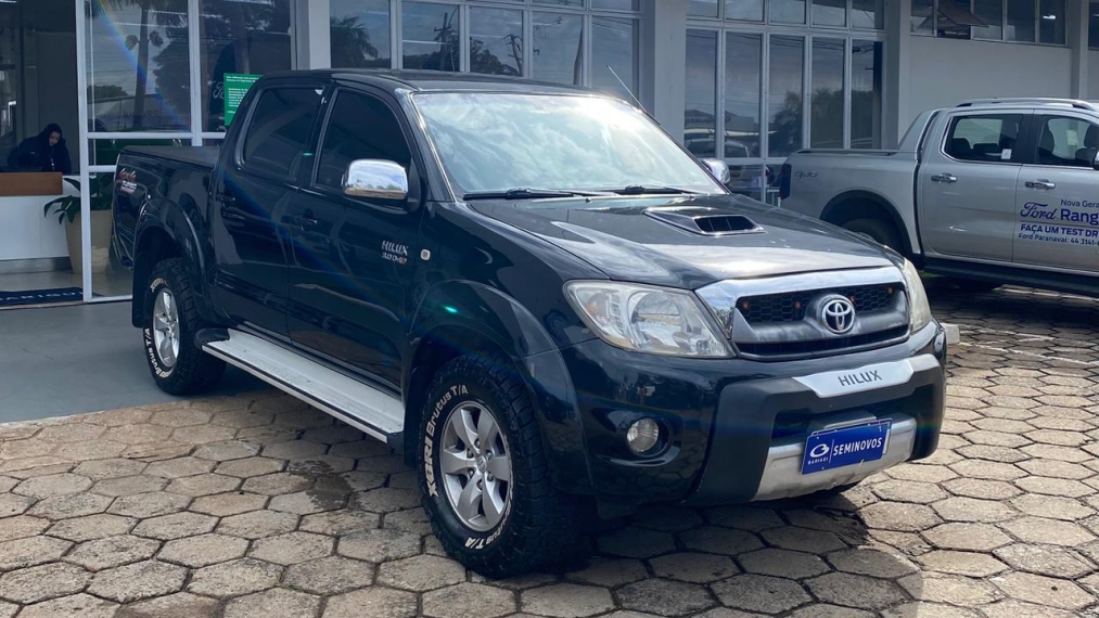 toyota hilux 3.0 srv 4x4 cd 16v turbo intercooler diesel 4p automatico 2.9 2011