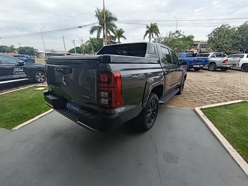 mitsubishi triton 2.4 biturbo diesel cd katana 4x4 automatico 4p 20263