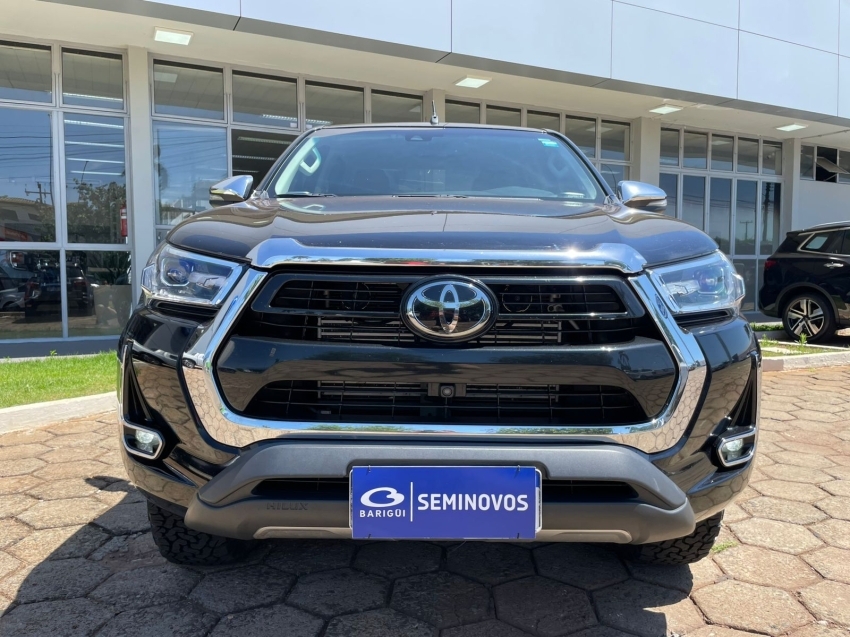 toyota hilux 2.8 d-4d turbo diesel cd sr 4x4 automatico 2.7 4p 20235