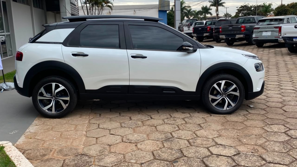 citroen c4 cactus 1.6 thp flex shine pack eat6 4p automatico 20195