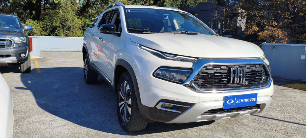 fiat toro 1.3 turbo 270 flex volcano at6 4p automatico 2024