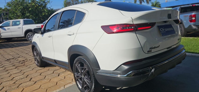 fiat fastback 1.3 turbo 270 flex limited edition at6 4p automatico 20234