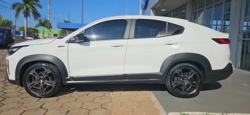 fiat fastback 1.3 turbo 270 flex limited edition at6 4p automatico 20233