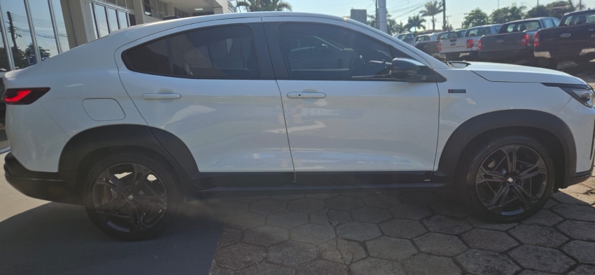 fiat fastback 1.3 turbo 270 flex limited edition at6 4p automatico 20237