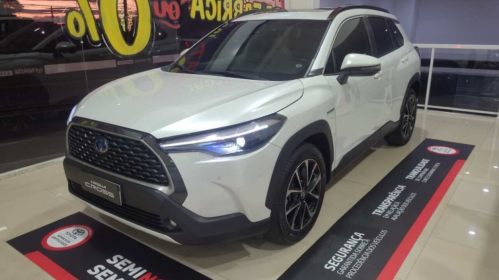 ford vau 1.8 hibrido 4p automatico 2022
