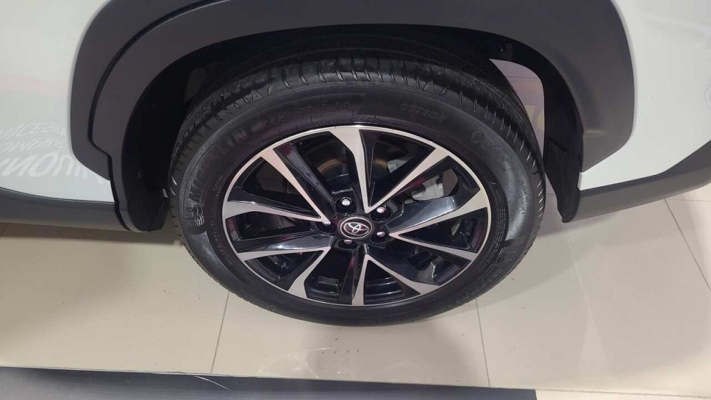 ford vau 1.8 hibrido 4p automatico 2022
