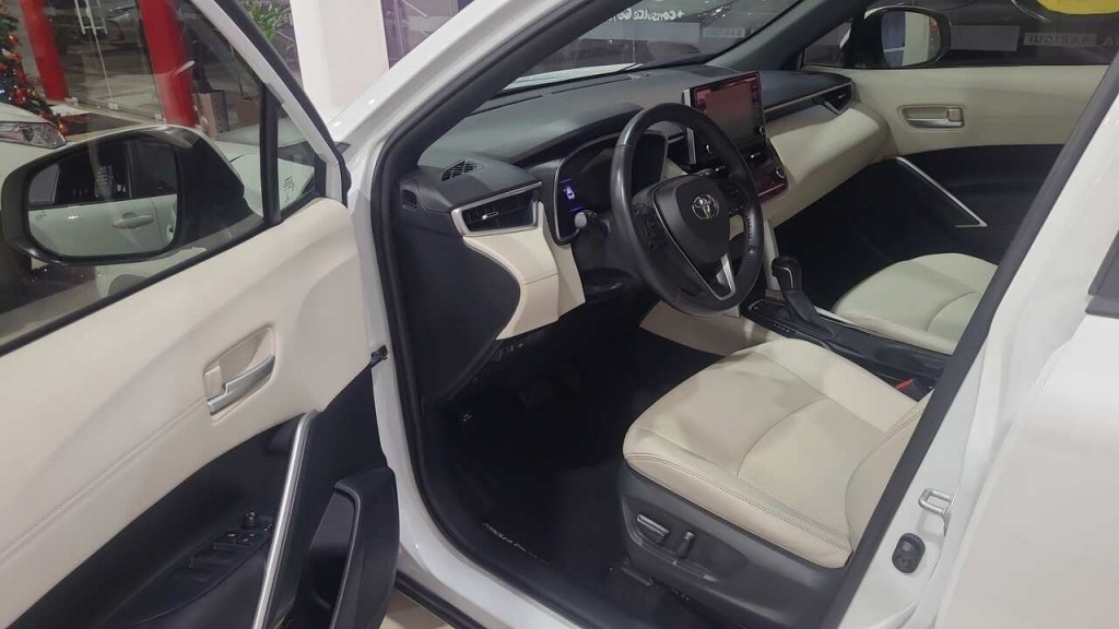 ford vau 1.8 hibrido 4p automatico 2022