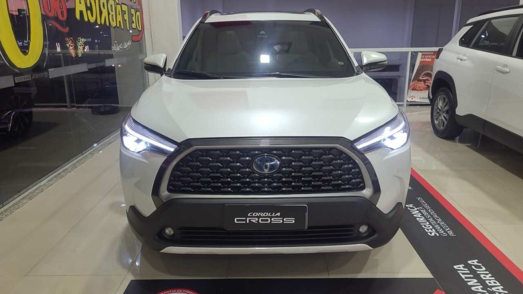ford vau 1.8 hibrido 4p automatico 2022