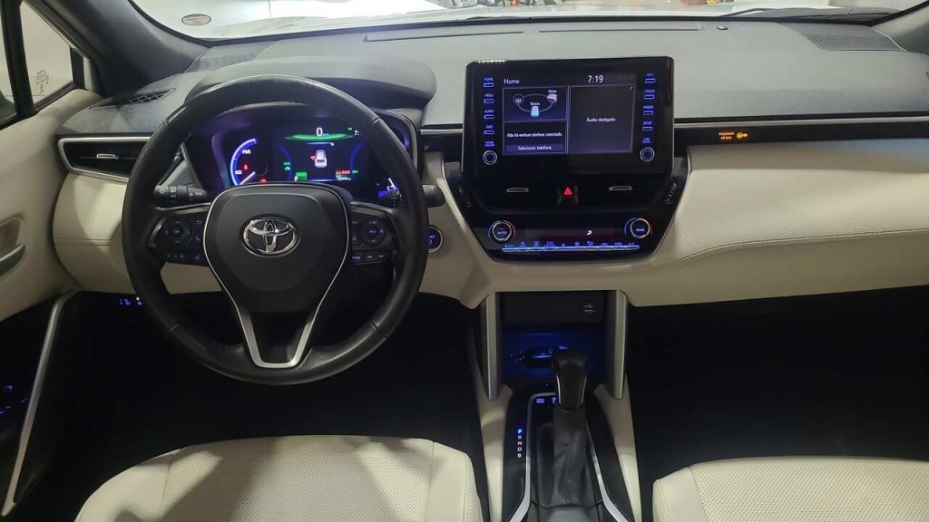 ford vau 1.8 hibrido 4p automatico 2022