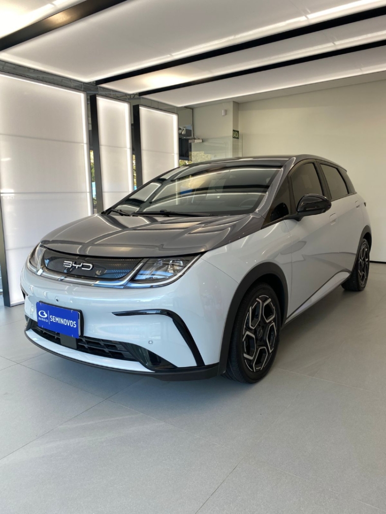 byd dolphin 60,5 kw eletrico plus 1.8 4p automatico 2025