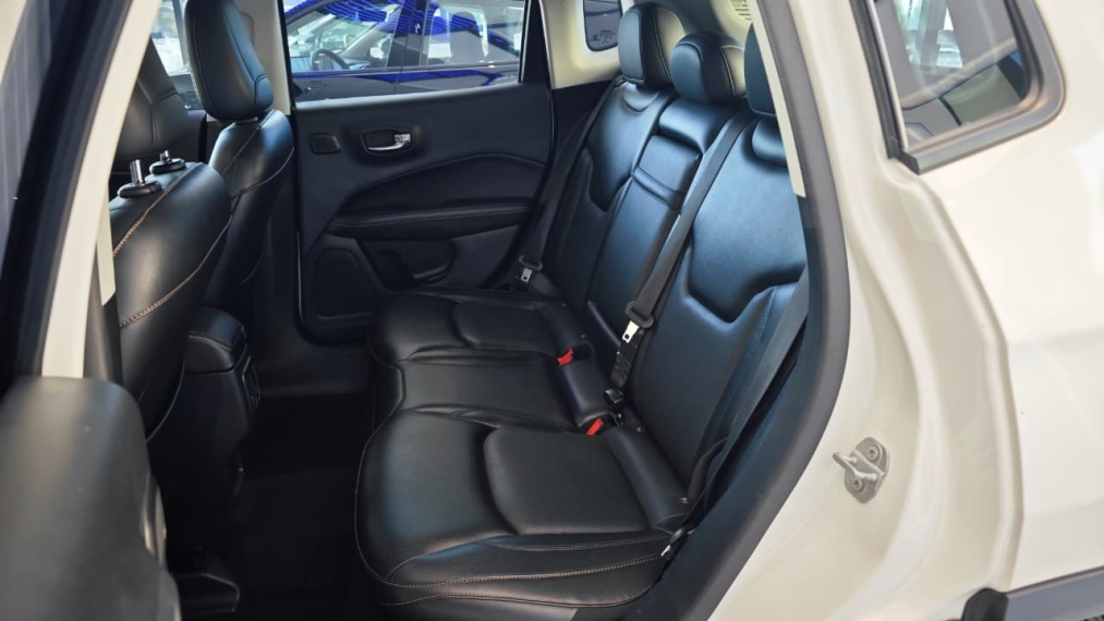 jeep compass 2.0 16v diesel longitude 4x4 automatico flex 4p 2018