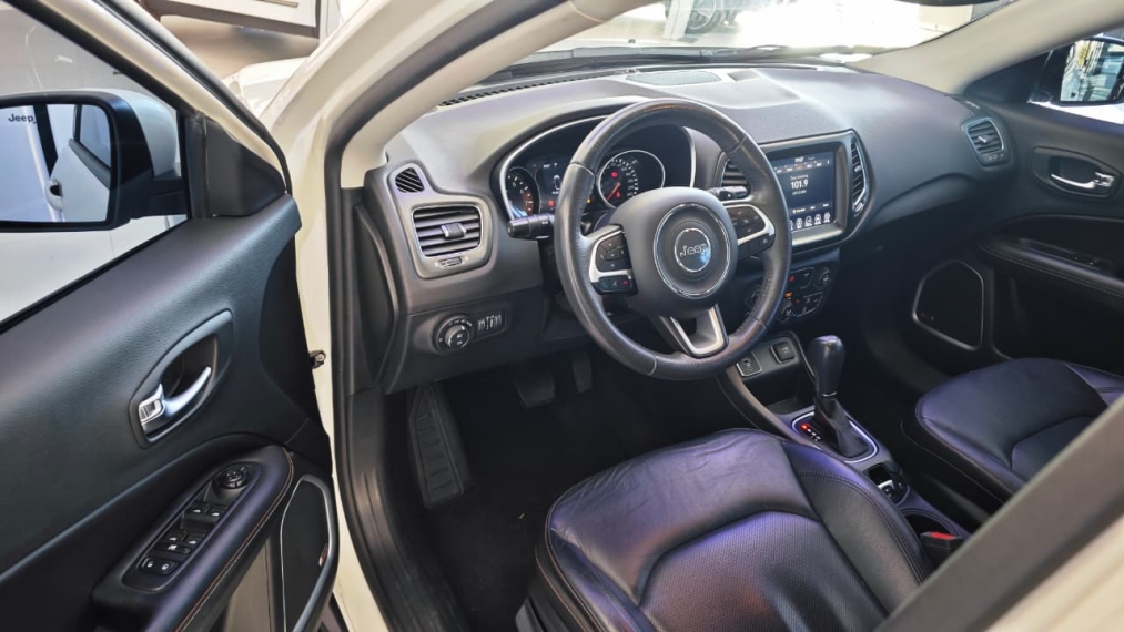 jeep compass 2.0 16v diesel longitude 4x4 automatico flex 4p 2018