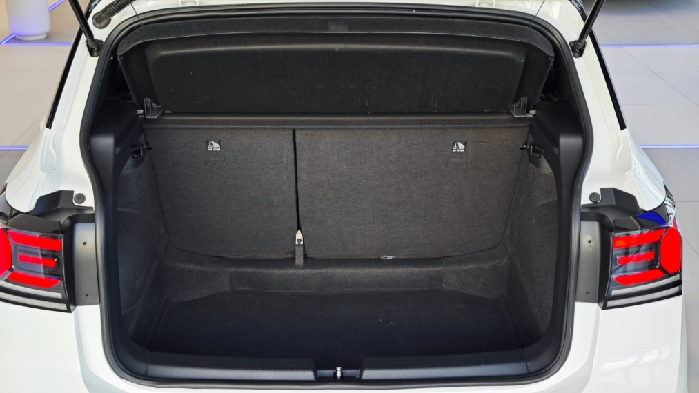 volkswagen t-cross 1.4 250 tsi total flex highline automatico 4p 2025