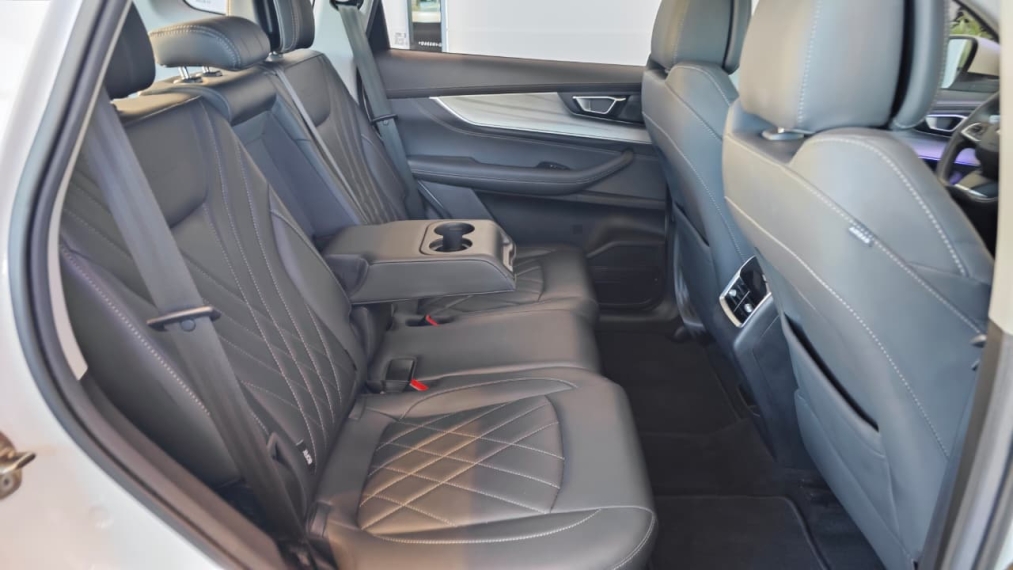 caoa chery tiggo 8 pro 1.5 tci plug-in hybrid dht hibrido 4p automatico 2024