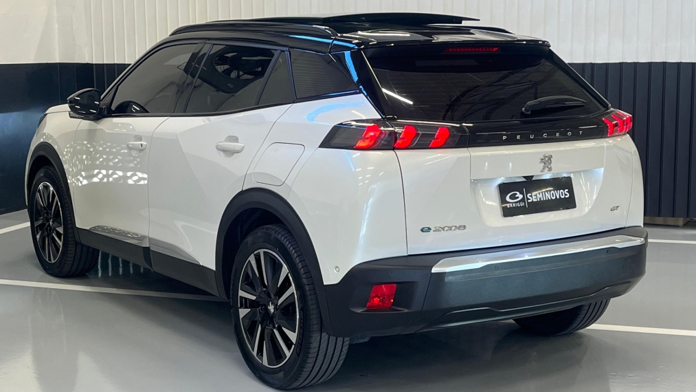 peugeot e-2008 50 kw eletrico e-gt 1.9 4p automatico 2023