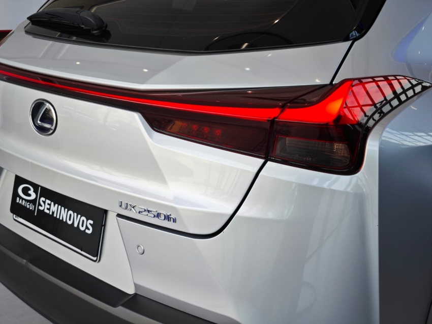 lexus ux 250h 2.0 vvt-i hybrid dynamic cvt hibrido 4p automatico 2019