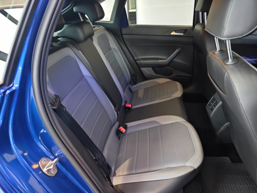 volkswagen nivus 1.0 200 tsi total flex highline automatico 4p 2024