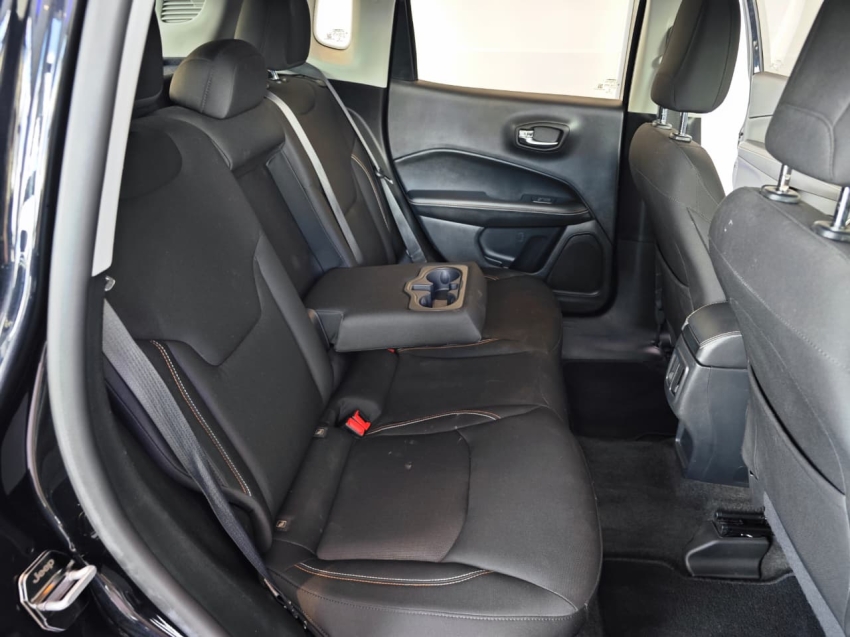 jeep compass 2.0 16v flex longitude automatico 4p 2017